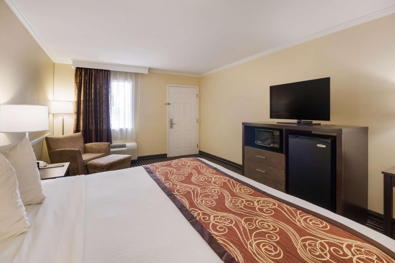 Best Western - Mckenzie Eksteriør billede